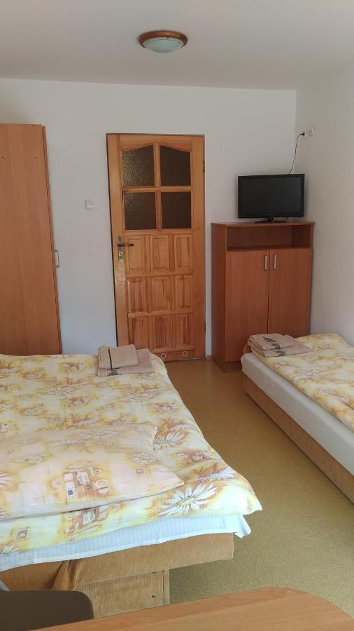 Pod Debem Apartment Pobierowo Bagian luar foto